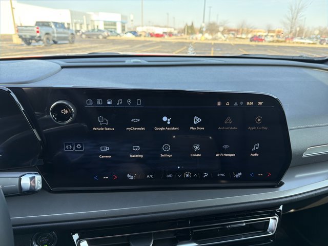 New 2026 Chevrolet Traverse LT image 15