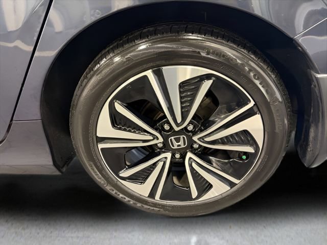 Used 2018 Honda Civic EX-L image 32