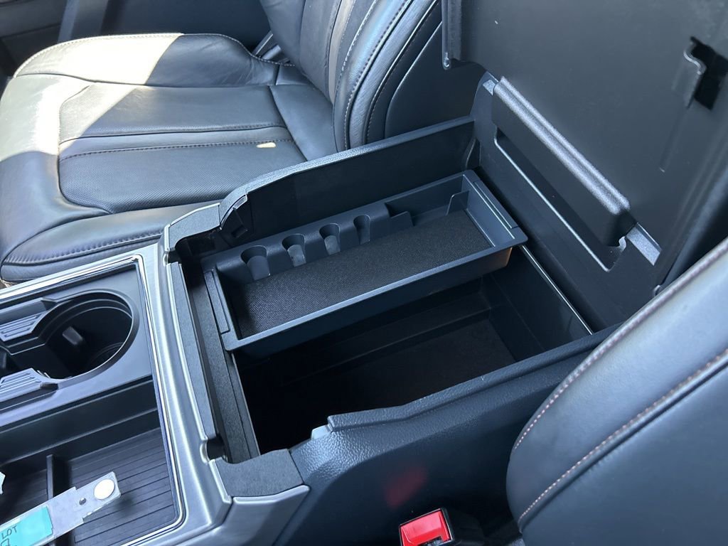 Used 2022 Ford F450 Platinum w/ FX4 Off-Road Package image 35