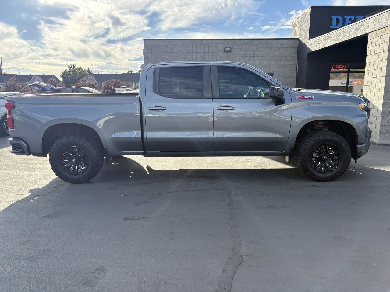 Used 2019 Chevrolet Silverado 1500 RST AWD/4WD image 4