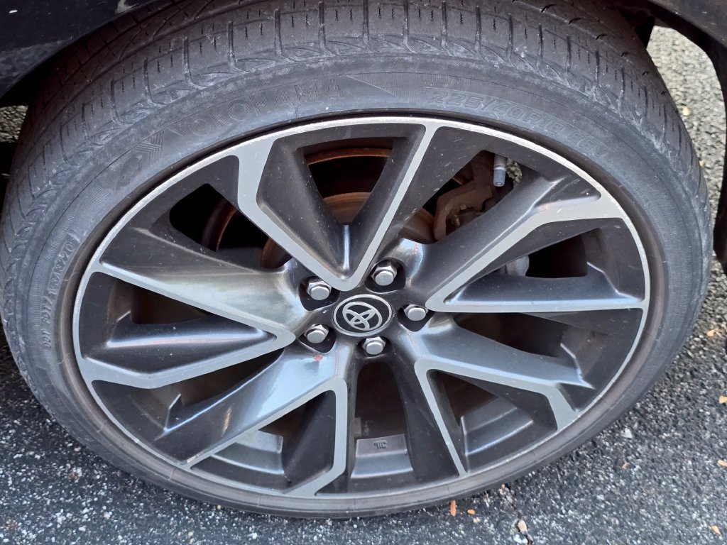 Used 2021 Toyota Corolla SE FWD image 25