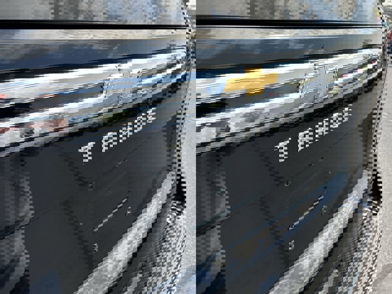 Used 2024 Chevrolet Tahoe LT w/ Luxury Package AWD/4WD image 11