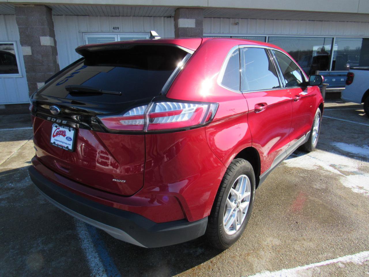 Used 2024 Ford Edge SEL w/ Convenience Package image 6