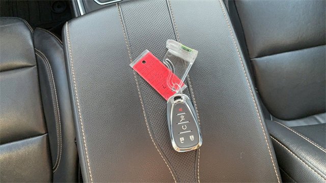 Used 2020 Chevrolet Traverse Premier w/ Redline Edition image 22