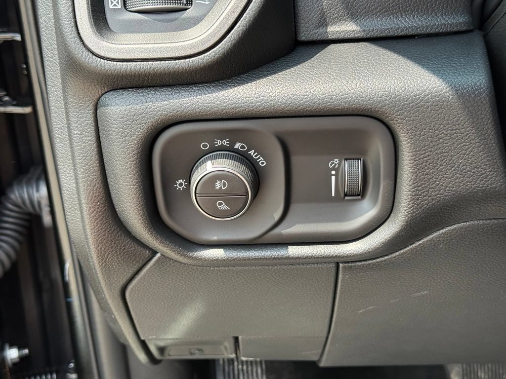 New 2026 RAM 3500 Tradesman AWD/4WD image 19