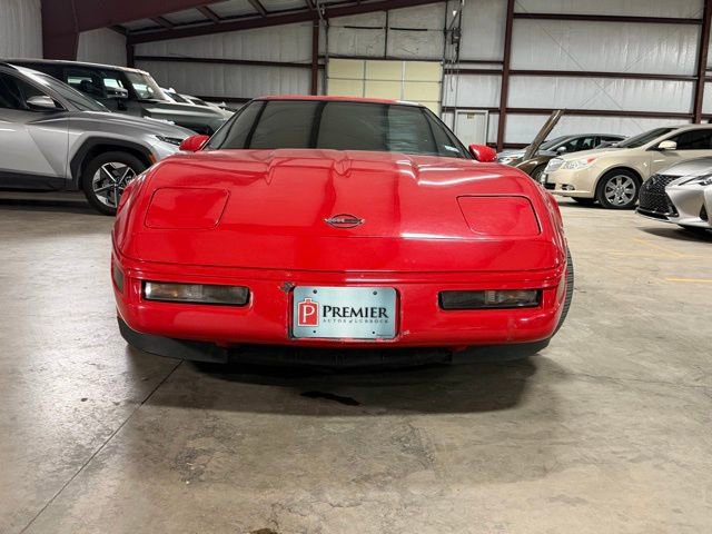 Used 1992 Chevrolet Corvette Coupe image 2