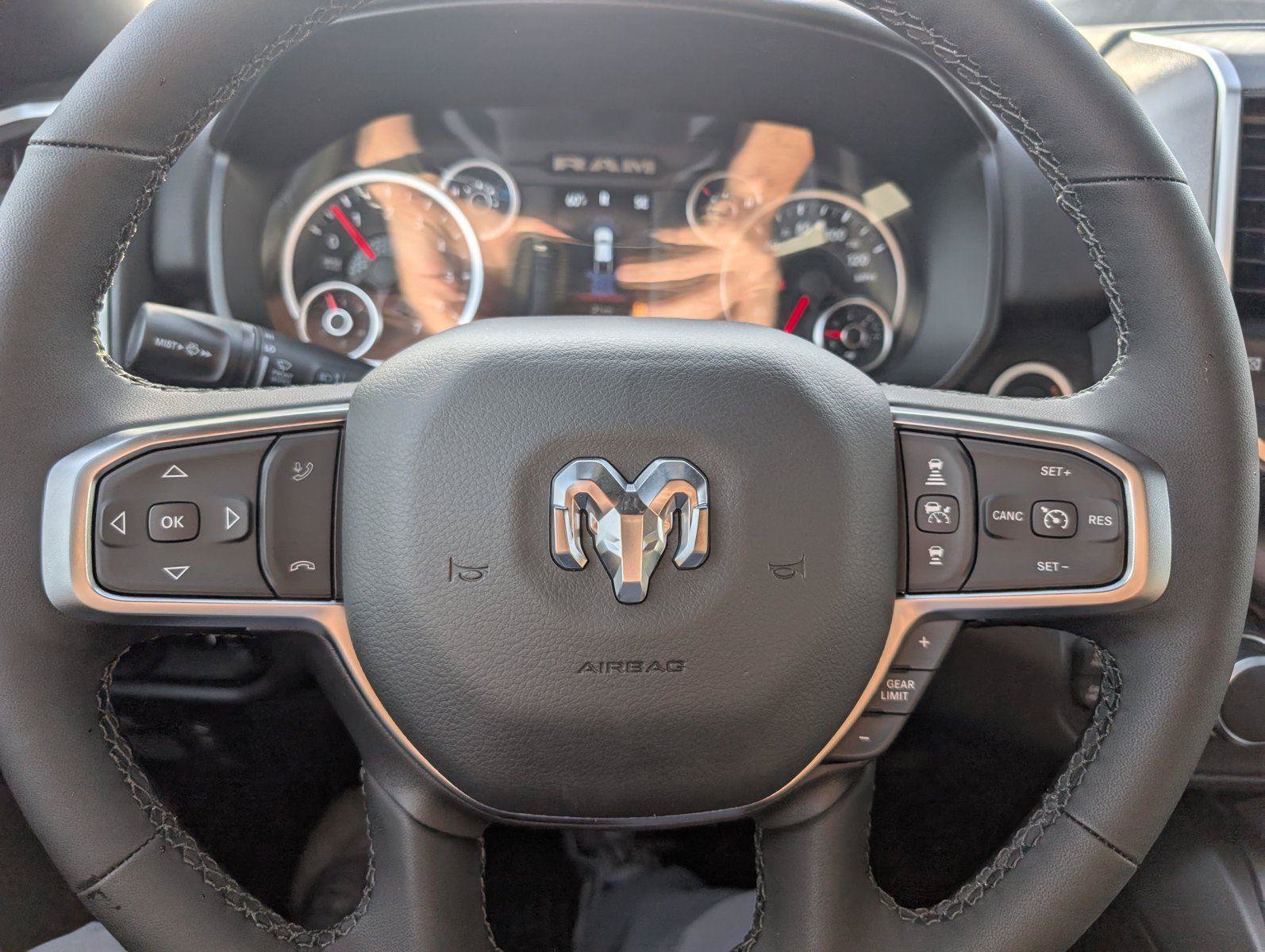 New 2026 RAM 1500 Big Horn AWD/4WD image 24