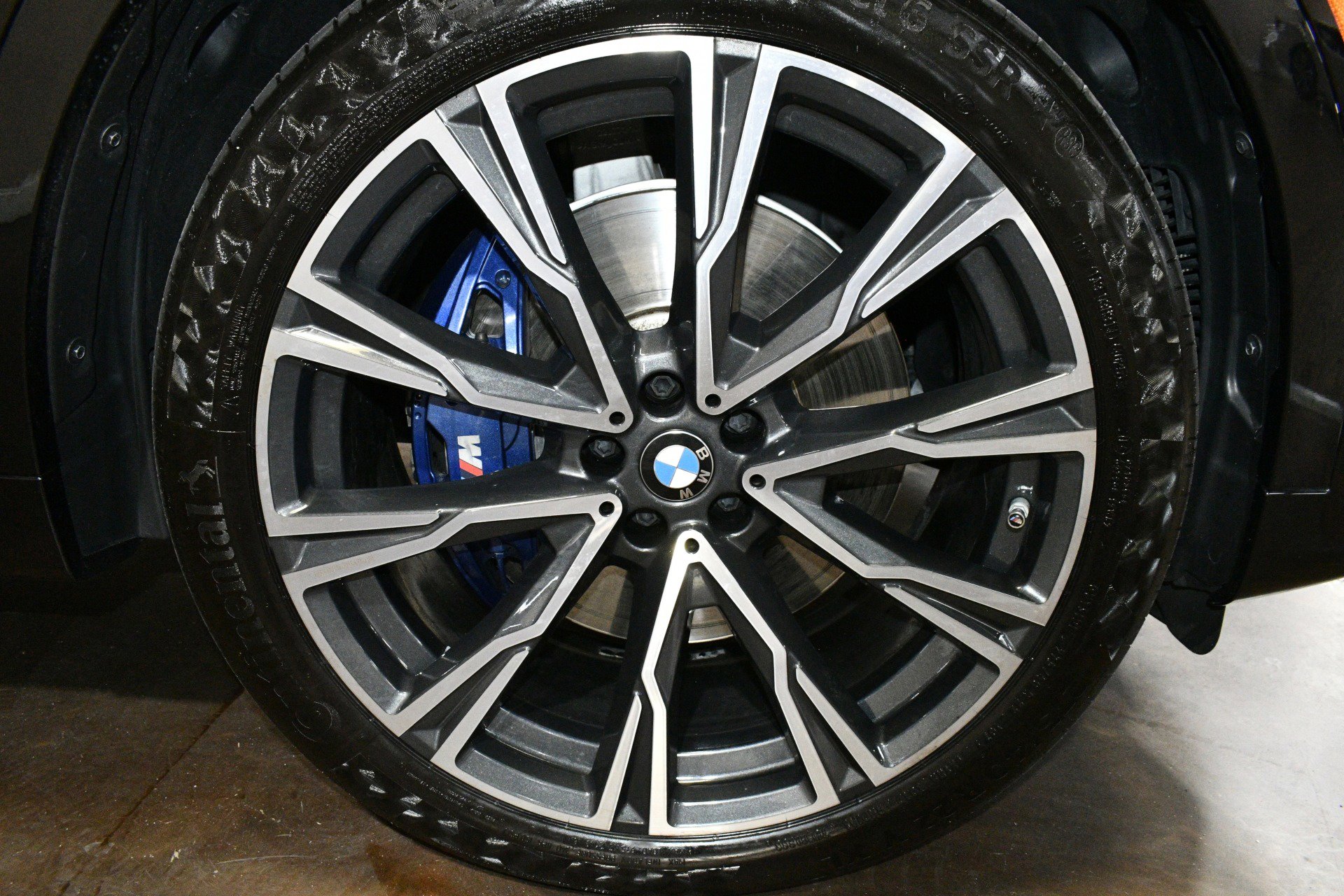 Used 2022 BMW X7 M50i w/ Luxury Seating Package image 66