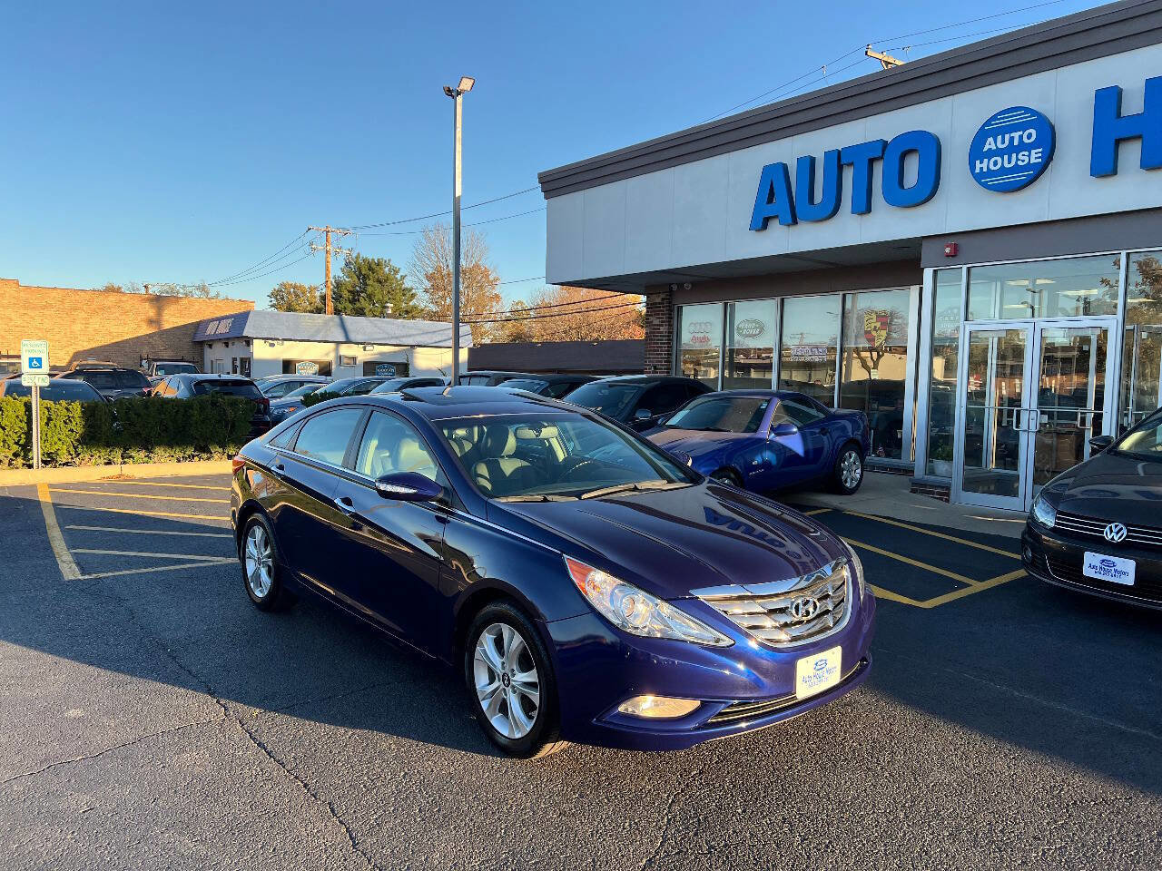 Used 2011 Hyundai Sonata Limited FWD image 3