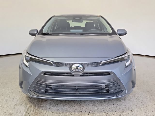 Used 2026 Toyota Corolla LE FWD image 3