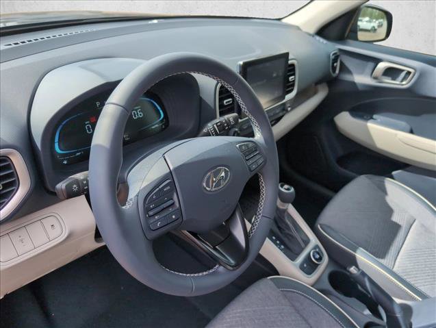 New 2026 Hyundai Venue SEL video 3