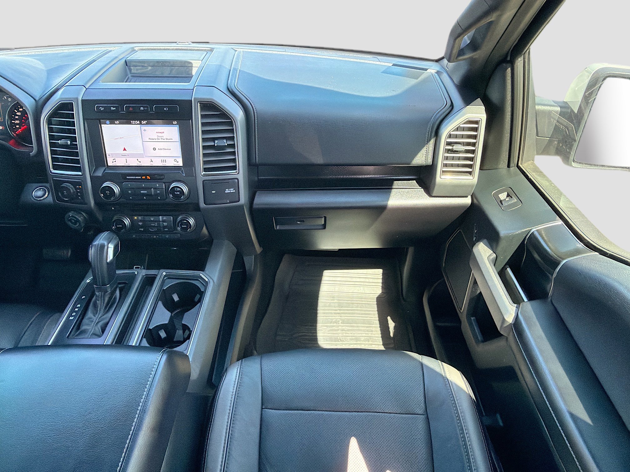 Used 2017 Ford F150 Raptor w/ Equipment Group 802A Luxury image 17