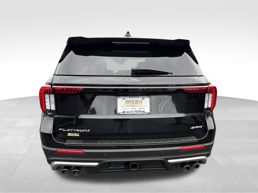 Used 2025 Ford Explorer Platinum w/ Ultimate Package image 9