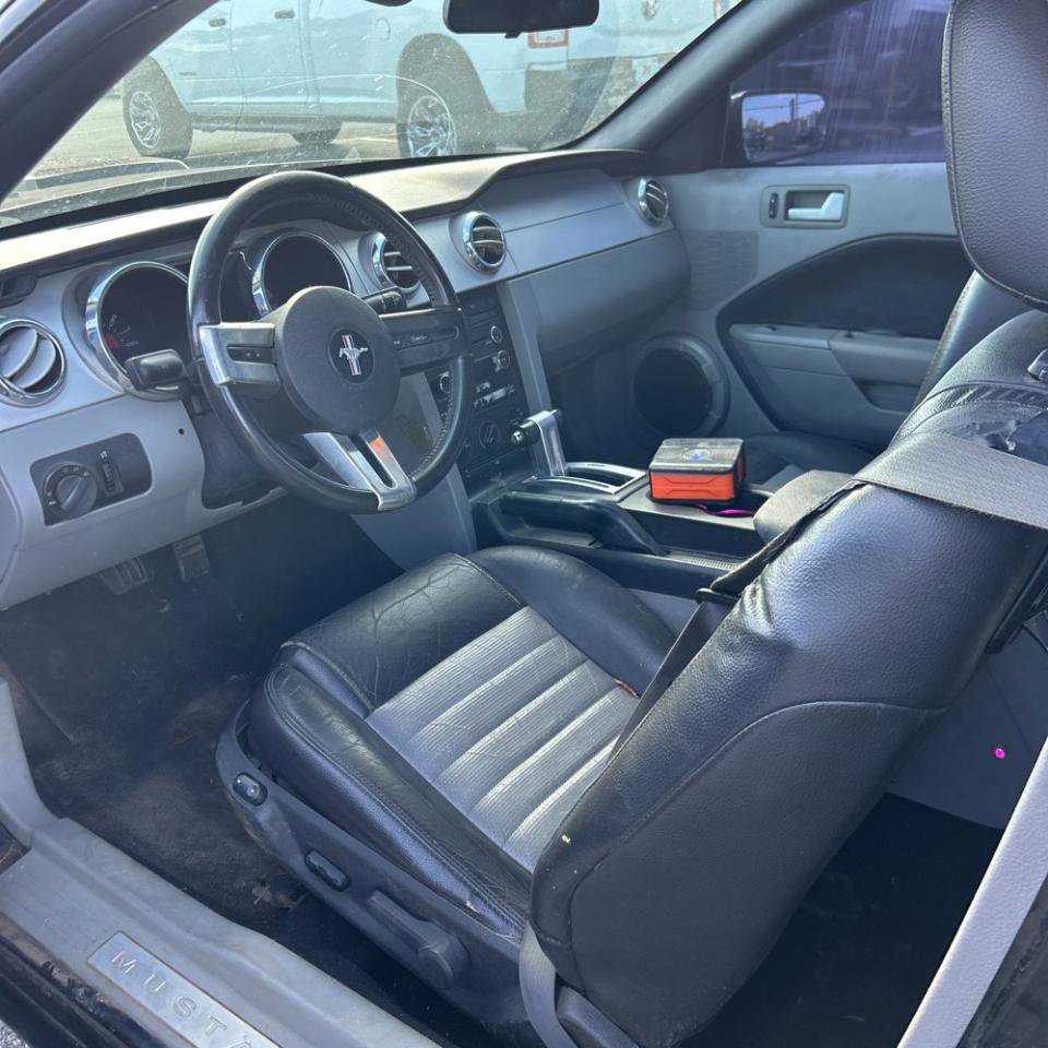 Used 2009 Ford Mustang GT RWD image 13