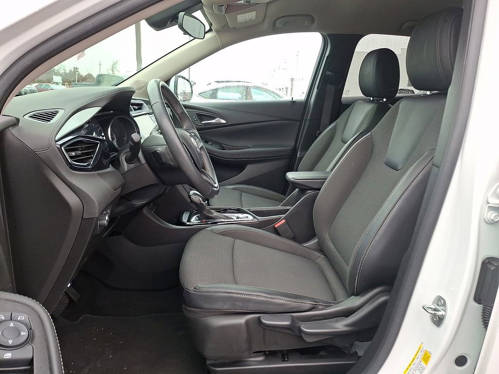 Used 2023 Buick Encore GX Preferred image 17