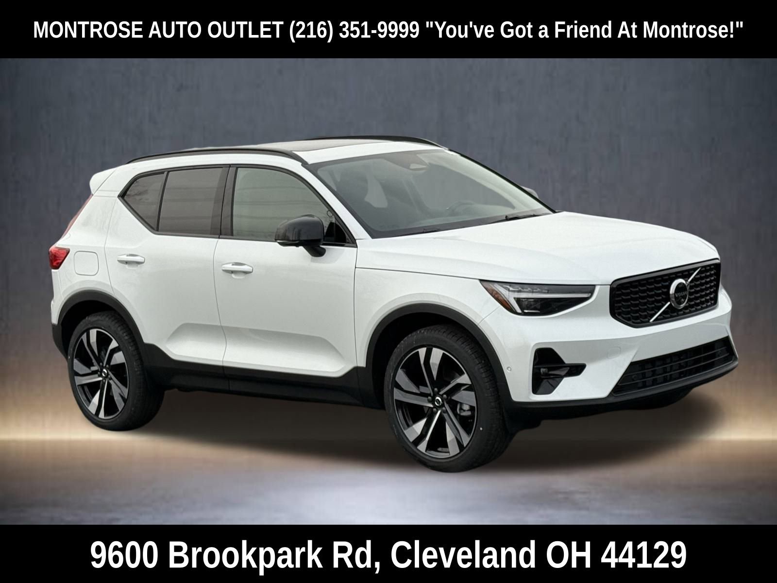 New 2026 Volvo XC40 B5 Plus w/ Protection Package Premier image 7