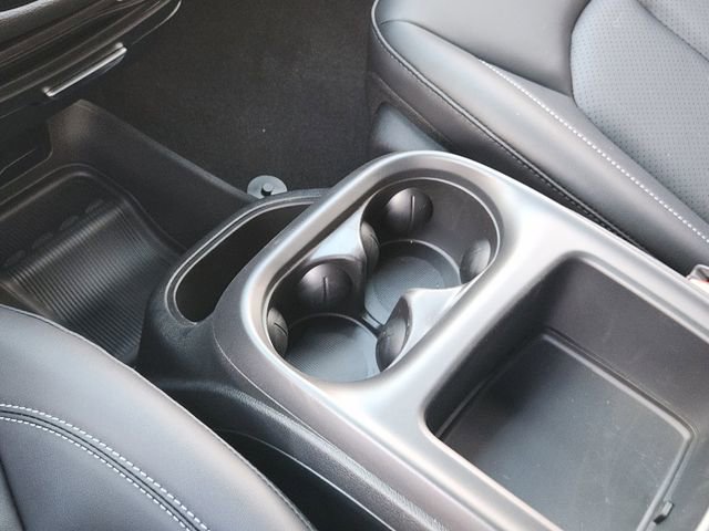 New 2026 Chrysler Pacifica Select AWD/4WD image 17