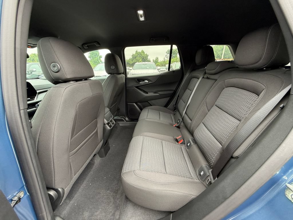 New 2027 Chevrolet Equinox LT AWD/4WD image 22