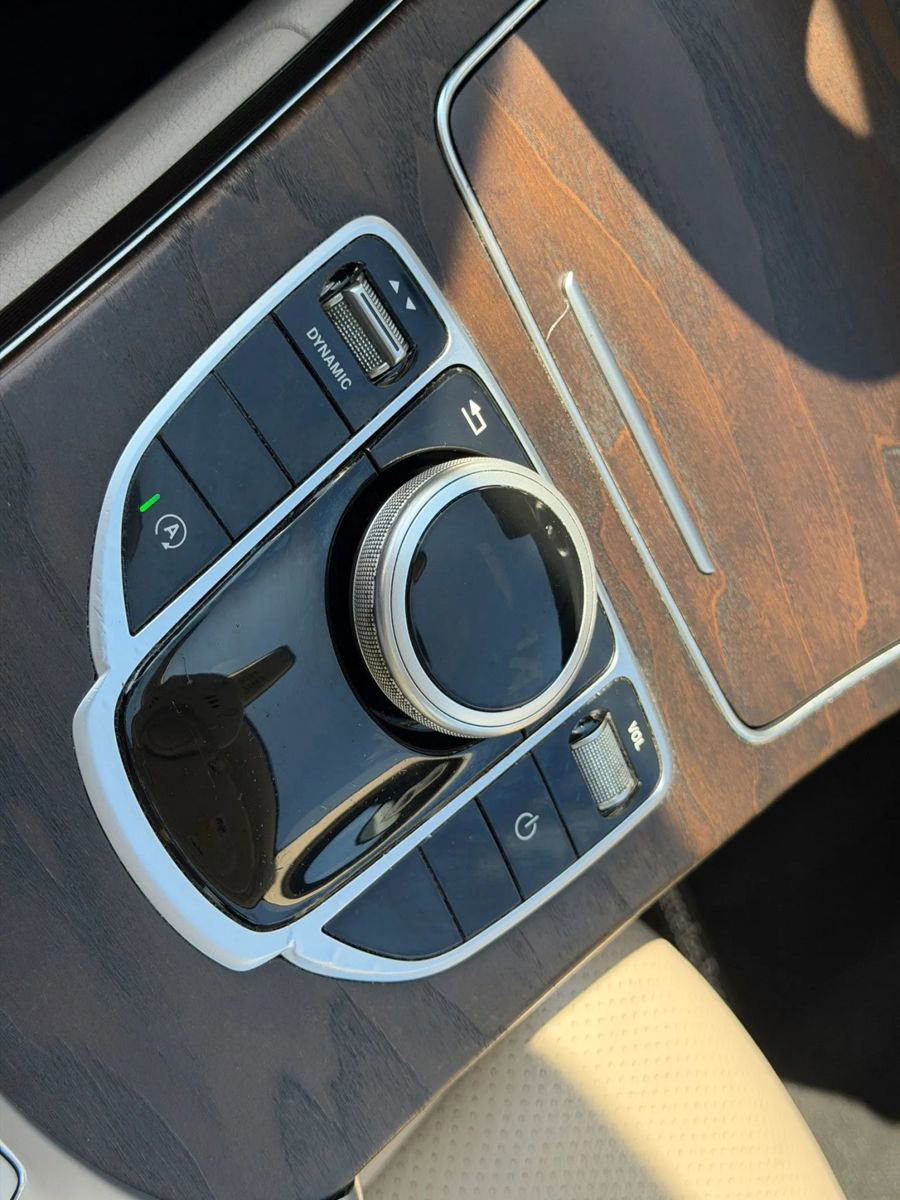Used 2018 Mercedes-Benz C 300 Sedan w/ Premium Package image 36