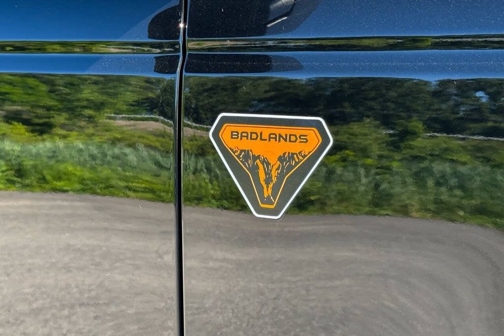 Used 2024 Ford Bronco Badlands AWD/4WD image 12