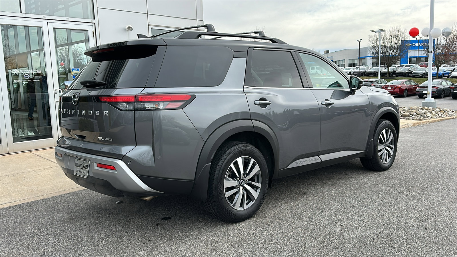 Certified 2023 Nissan Pathfinder SL image 7