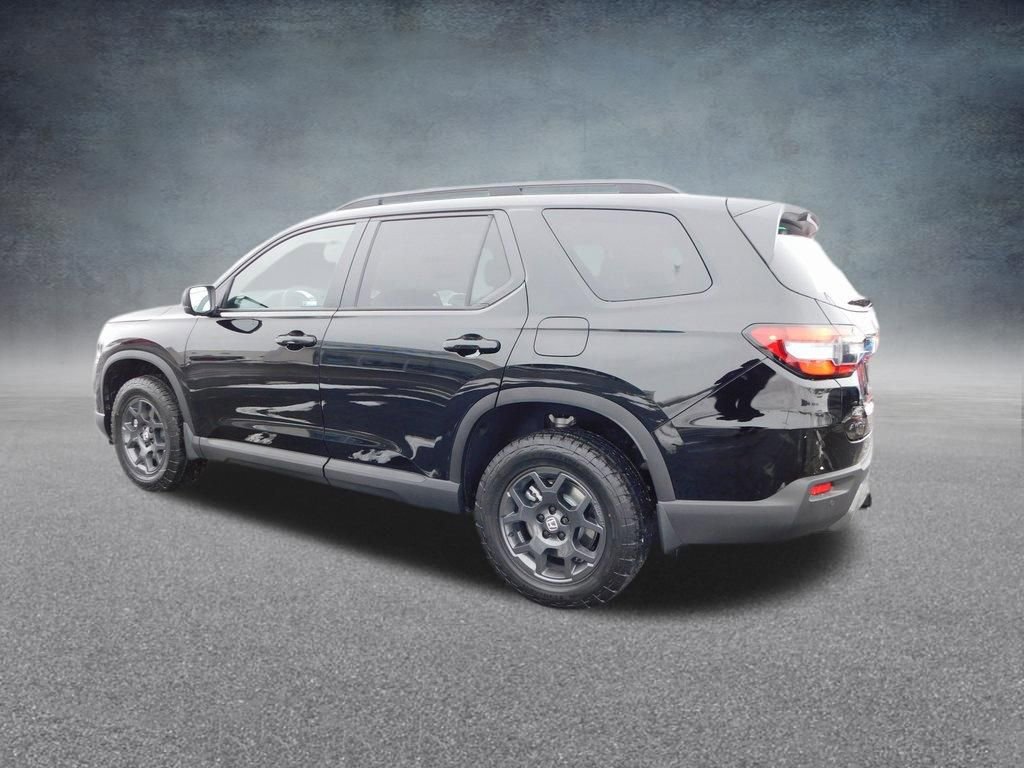 New 2026 Honda Pilot TrailSport image 5