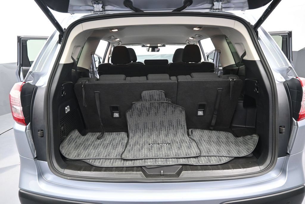 Used 2024 Subaru Ascent Premium w/ Convenience Package AWD/4WD image 11