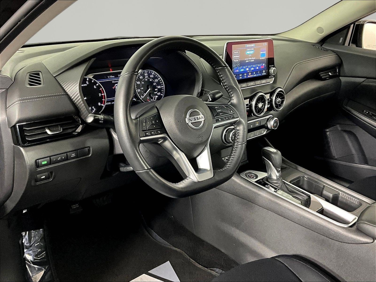 Certified 2022 Nissan Sentra SV w/ Trunk Package FWD image 17