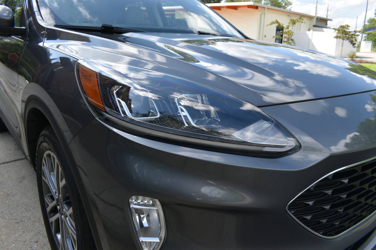 Used 2021 Ford Escape SEL AWD/4WD image 40