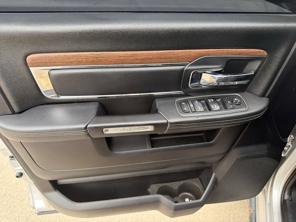 Used 2017 RAM 2500 Laramie AWD/4WD image 10