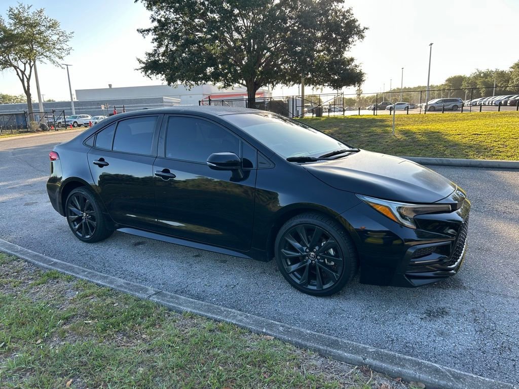 Used 2024 Toyota Corolla SE FWD image 7
