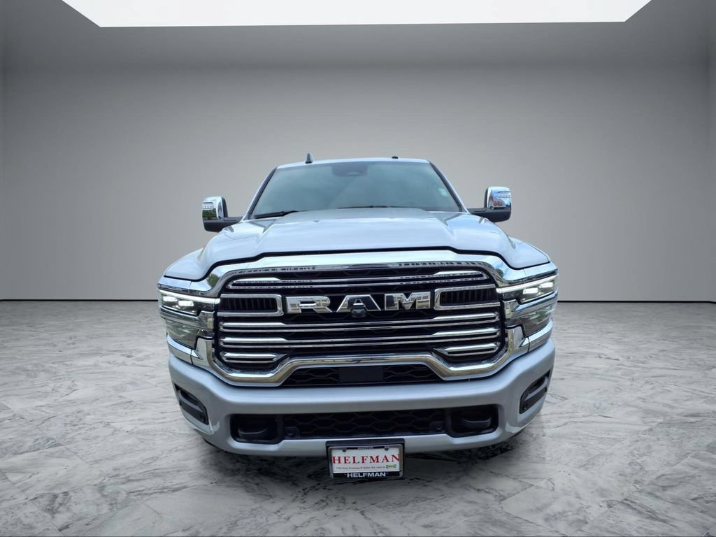 Used 2026 RAM 2500 Laramie AWD/4WD image 2