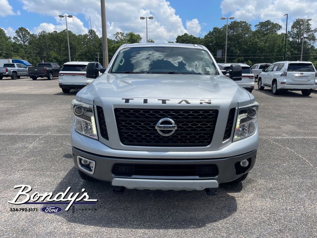 Used 2019 Nissan Titan PRO-4X w/ Pro-4x Convenience Package AWD/4WD image 2