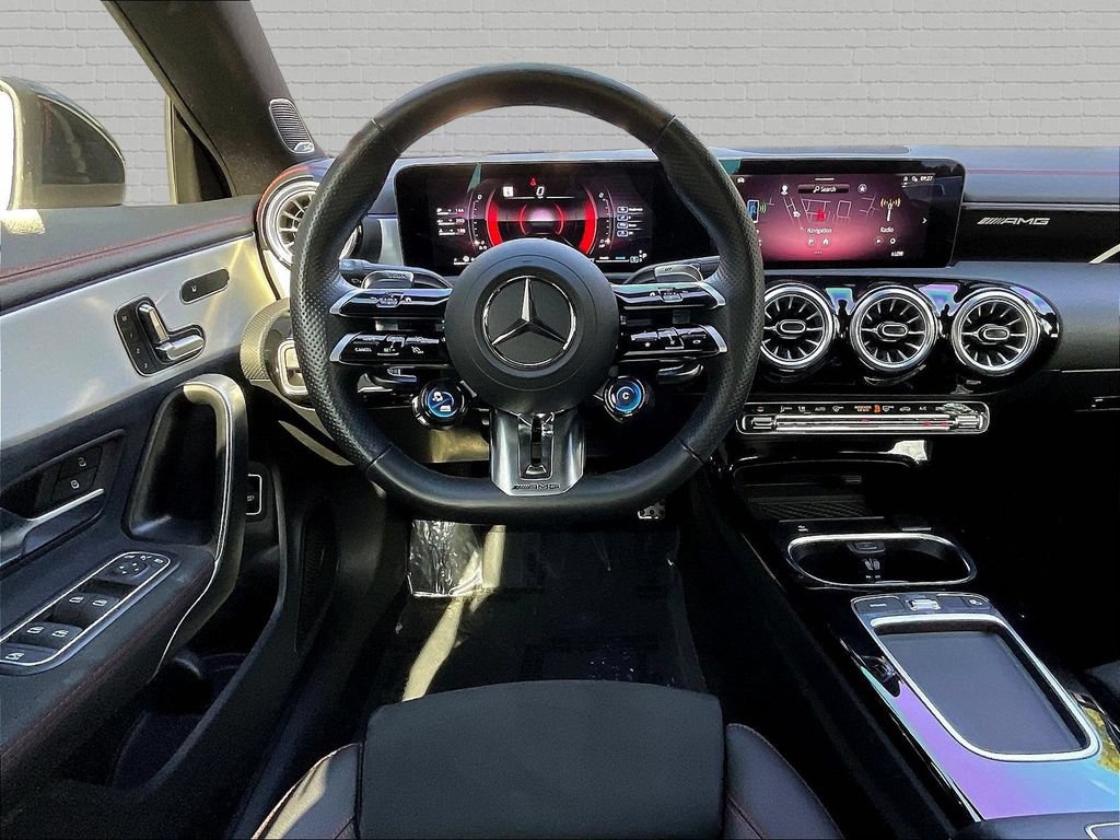 Used 2025 Mercedes-Benz CLA 35 AMG 4MATIC w/ AMG Night Package Plus image 8