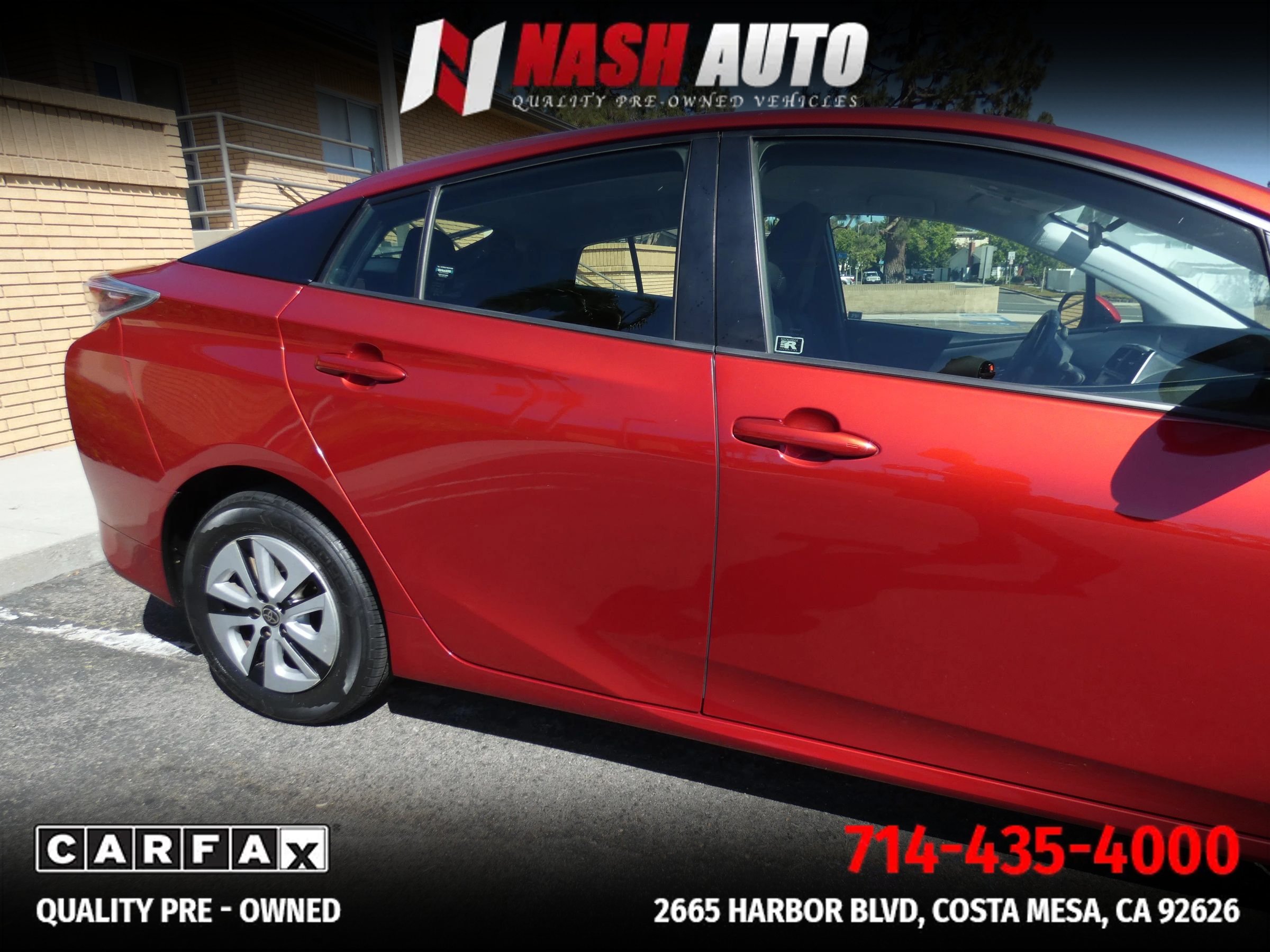 Used 2017 Toyota Prius Three w/ Carpet Mat Package FWD image 6