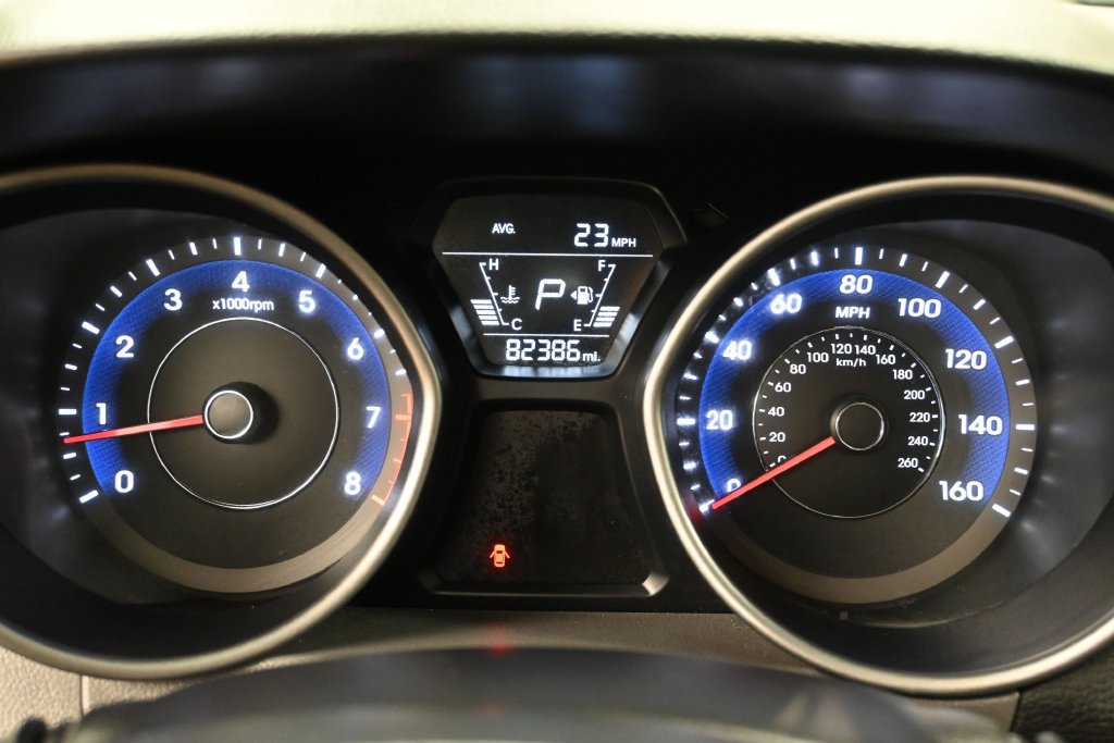 Used 2014 Hyundai Elantra SE w/ Option Group 02 FWD image 14