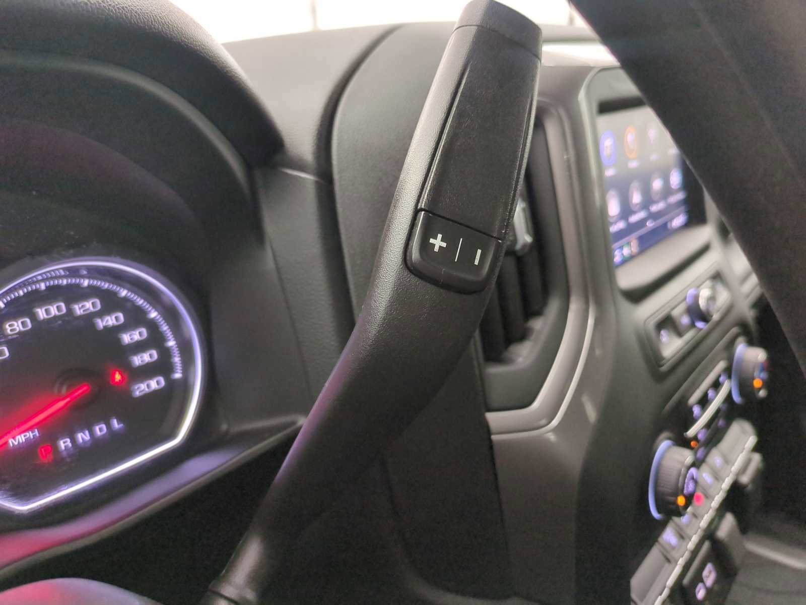 Used 2023 Chevrolet Silverado 2500 Custom w/ Custom Value Package image 29