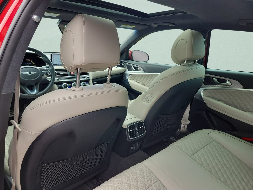 Used 2022 Genesis G70 3.3T RWD image 7