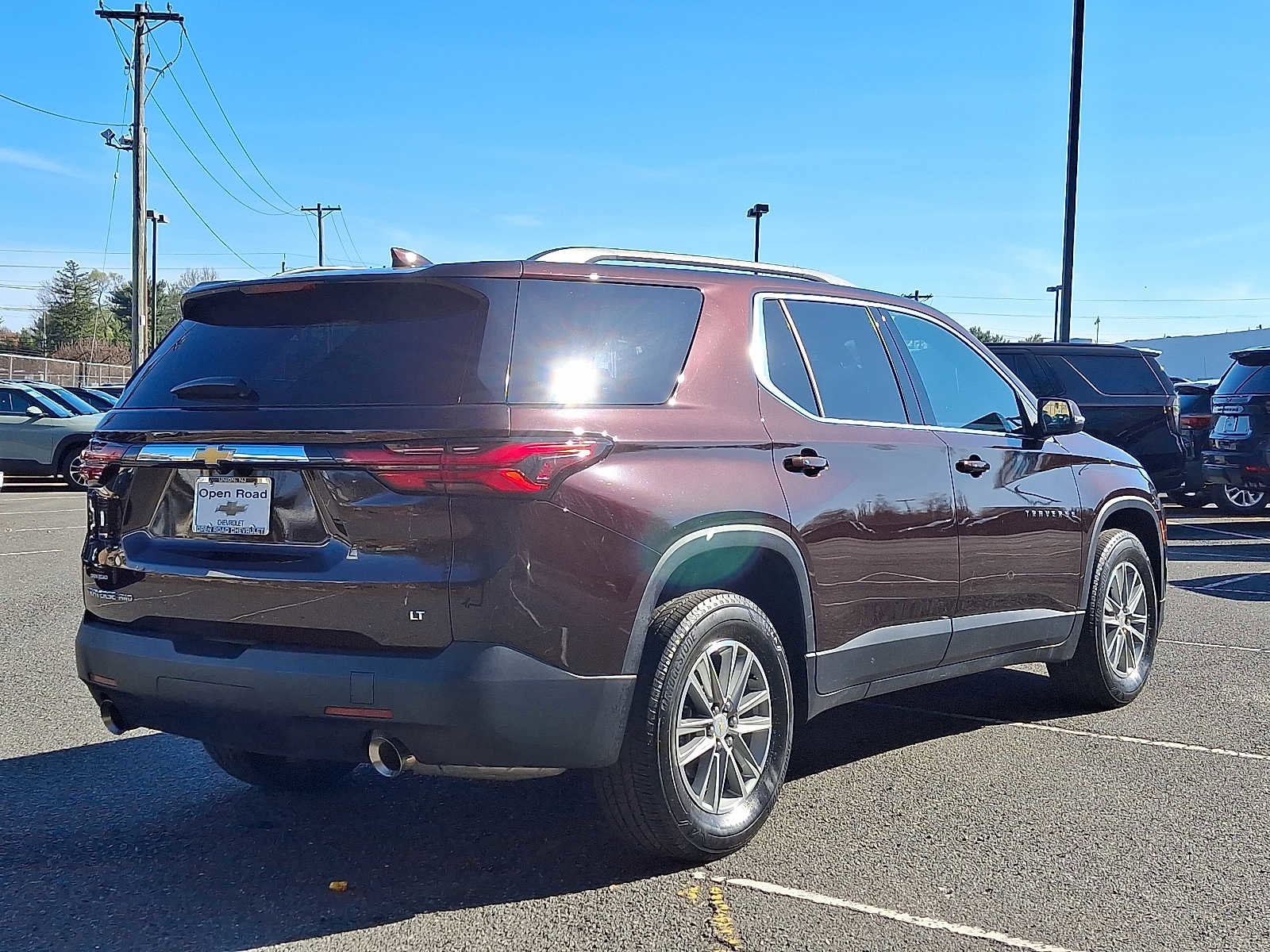 Used 2023 Chevrolet Traverse LT AWD/4WD image 7