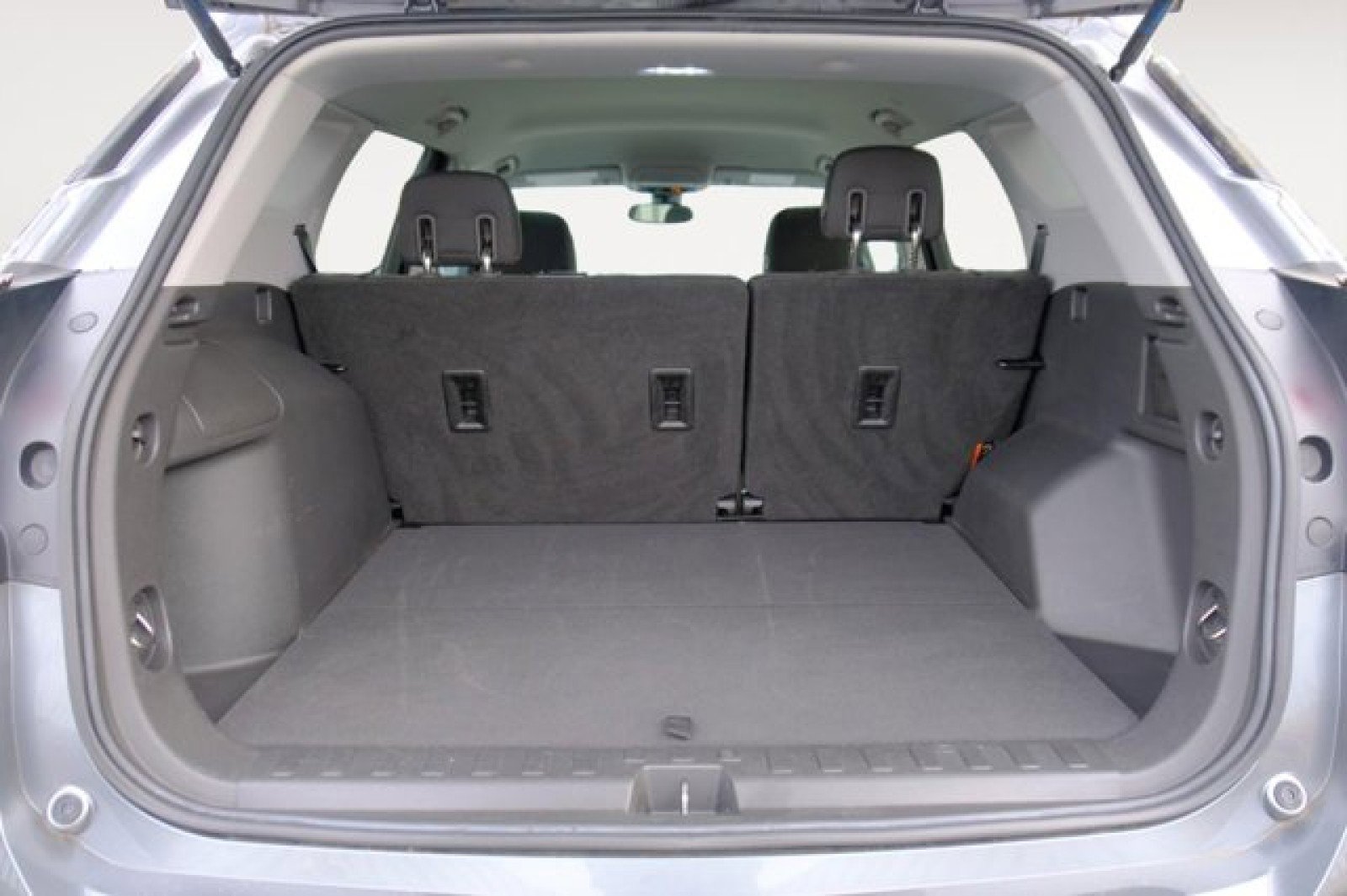 Used 2020 GMC Terrain SLE w/ Driver Convenience Package image 15