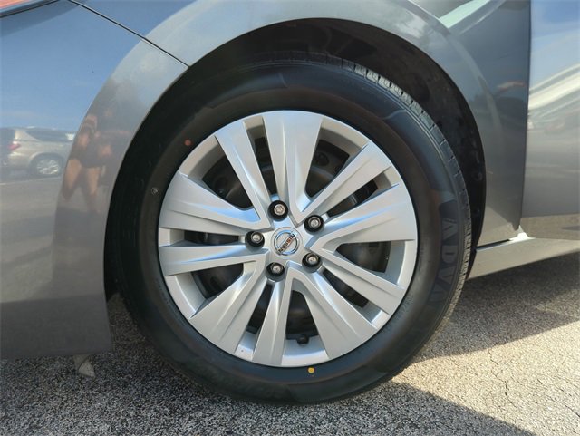 Certified 2023 Nissan Sentra S image 43