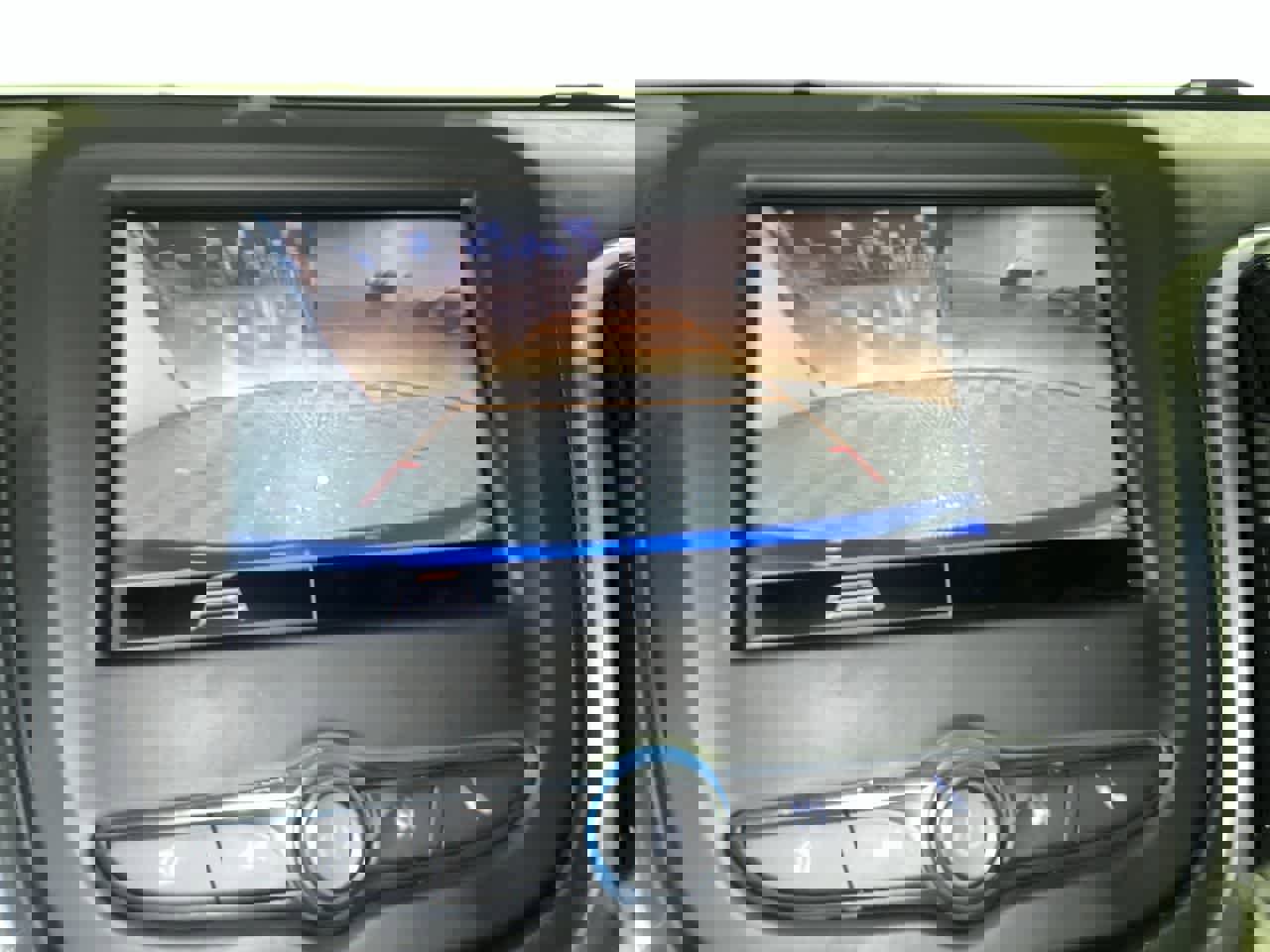 Used 2022 Chevrolet Equinox LS w/ LS Convenience Package image 17