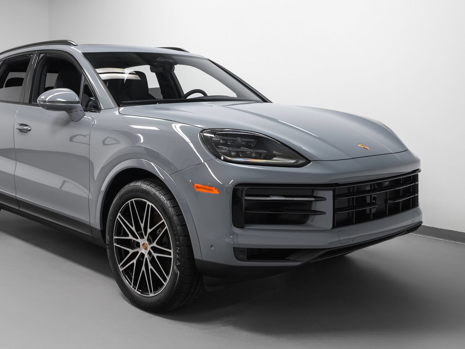 New 2026 Porsche Cayenne AWD/4WD image 9