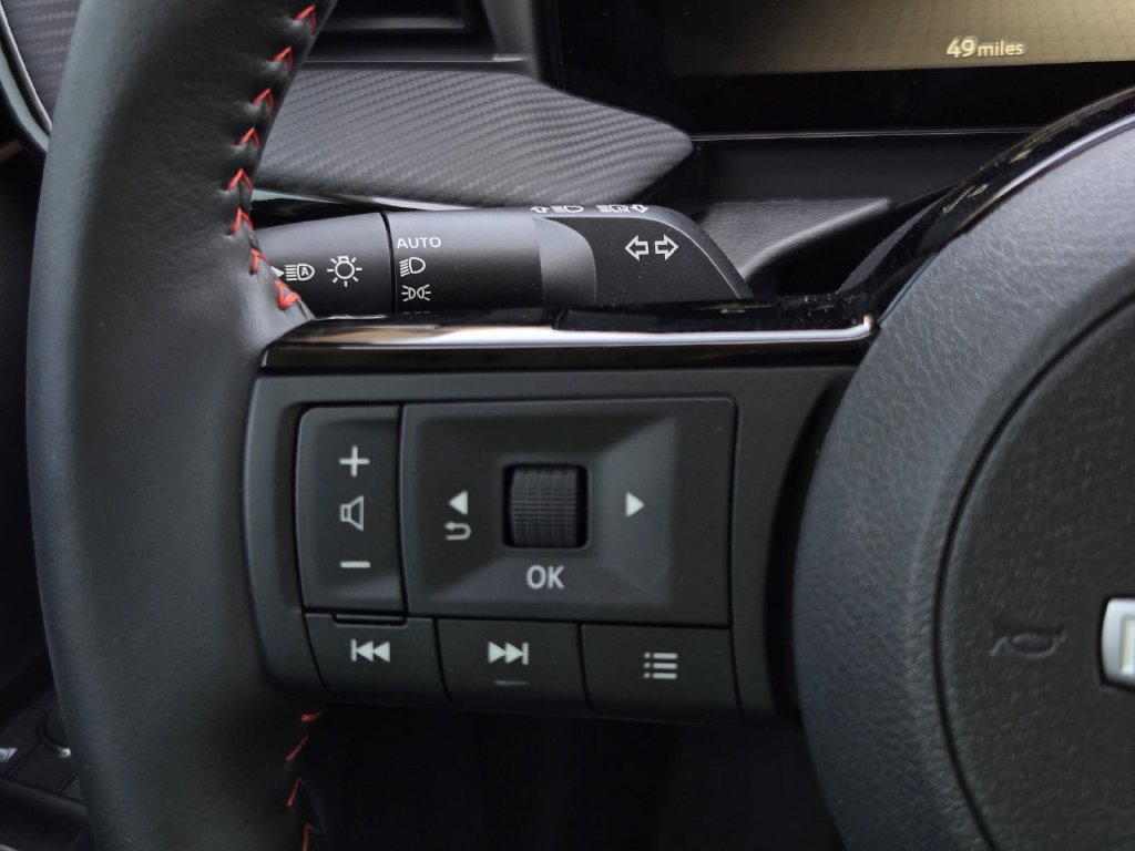 New 2026 Nissan Kicks SR w/ SR Premium Package FWD image 26