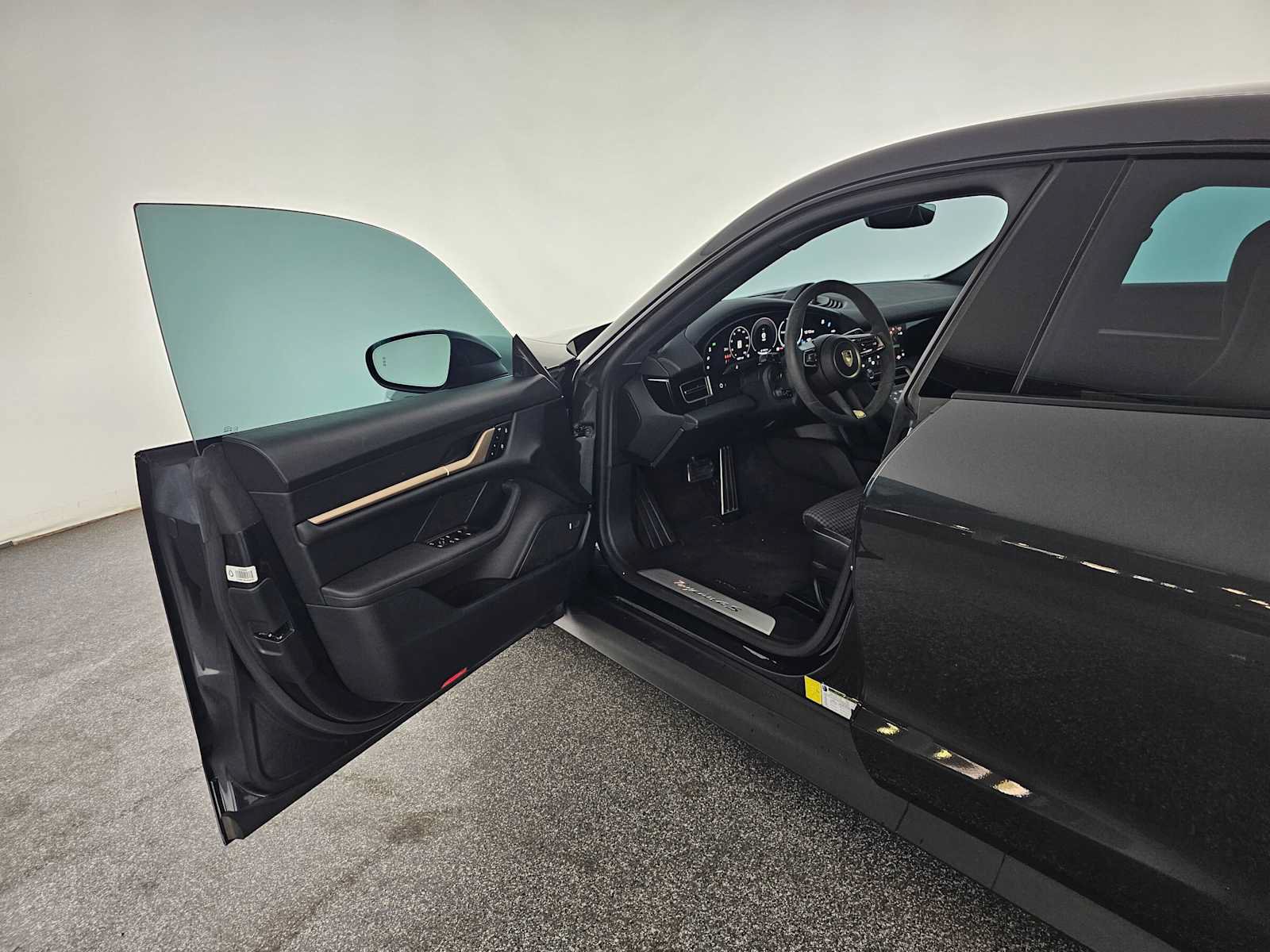Used 2025 Porsche Taycan 4S AWD/4WD image 20