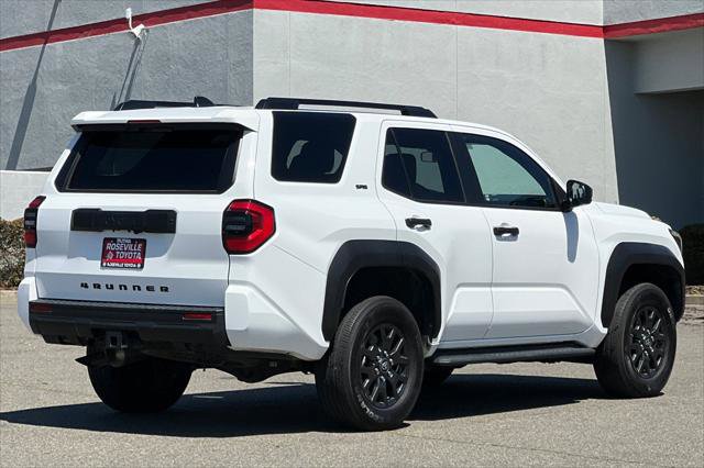 Certified 2025 Toyota 4Runner SR5 AWD/4WD image 2