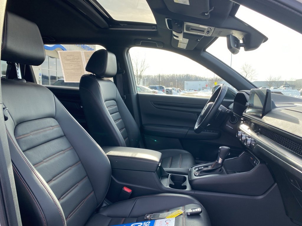 Certified 2025 Honda CR-V Sport-L image 11
