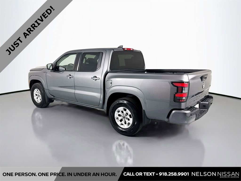 Used 2024 Nissan Frontier SV w/ Technology Package image 7