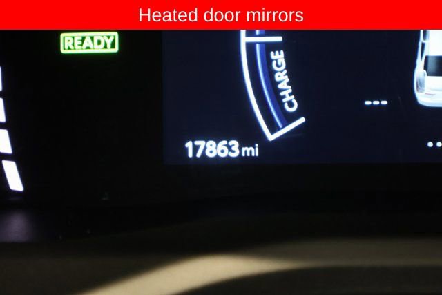 Used 2025 Toyota Camry SE image 18