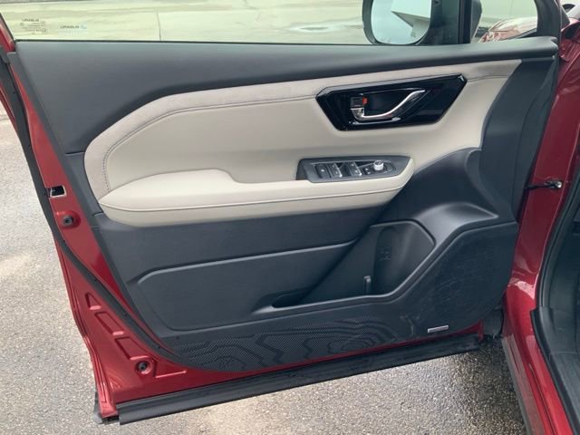 Certified 2025 Subaru Forester Limited image 12